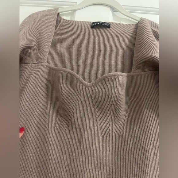 Slit Hem Ribbed Knit Sweater - Picture 8 of 11